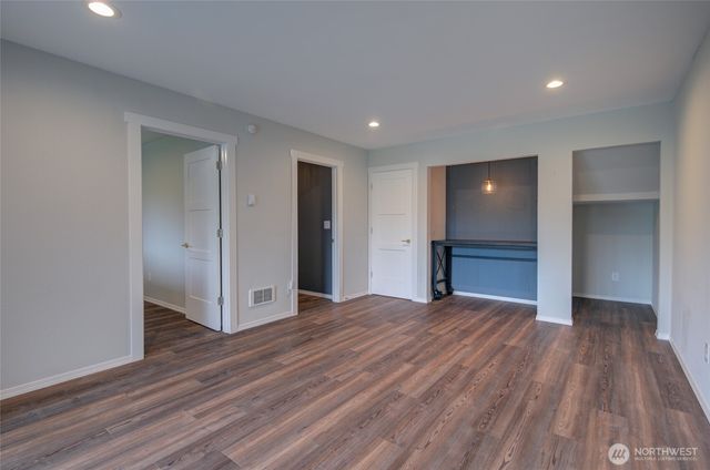 373 Sand Dune Avenue NW, Ocean Shores, WA 98569