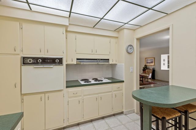 3200 NE 36th Street 612, Fort Lauderdale, FL 33308