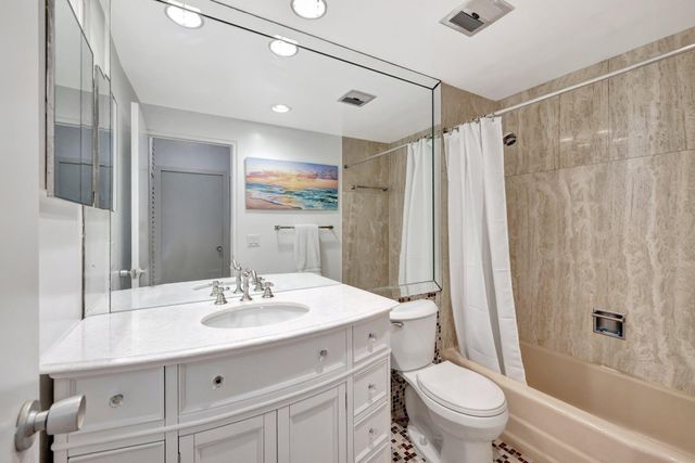 3200 NE 36th Street 612, Fort Lauderdale, FL 33308