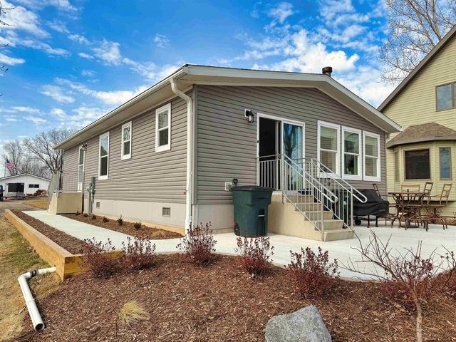 7852 S US HIGHWAY 45, Oshkosh, WI 54902