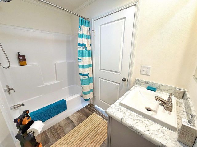 7852 S US HIGHWAY 45, Oshkosh, WI 54902