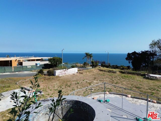 20521 Roca Chica Drive, Malibu, CA 90265