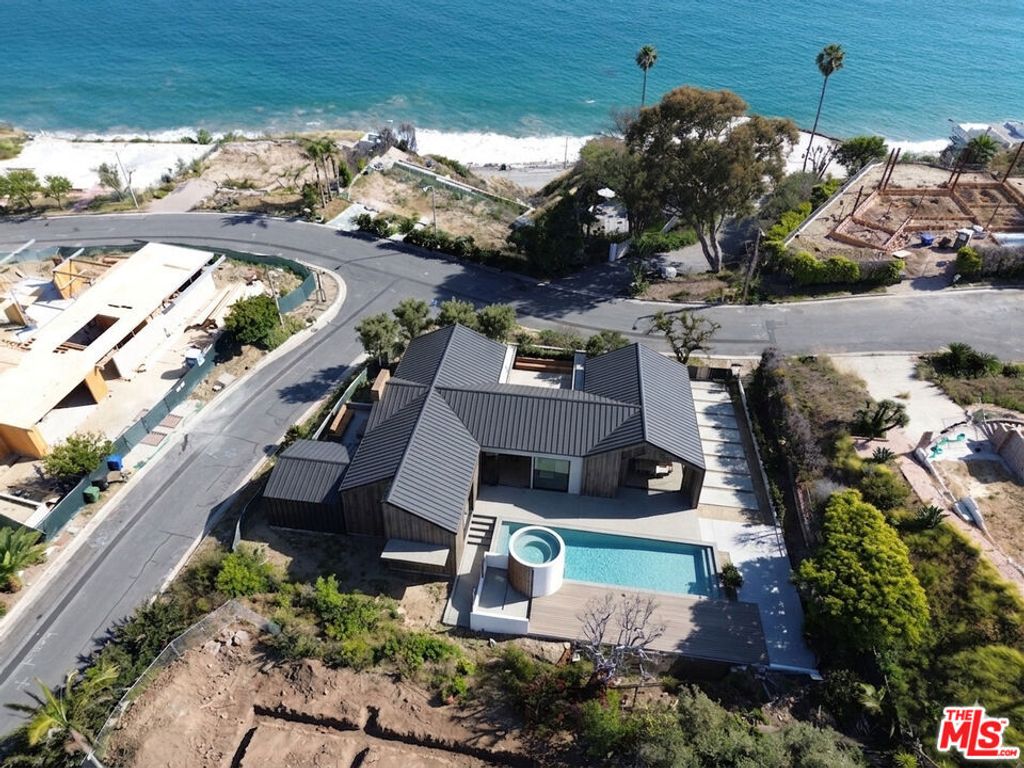 20521 Roca Chica Drive, Malibu, CA 90265