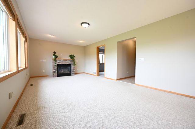 20247 Lake Ridge Drive, Prior Lake, MN 55372