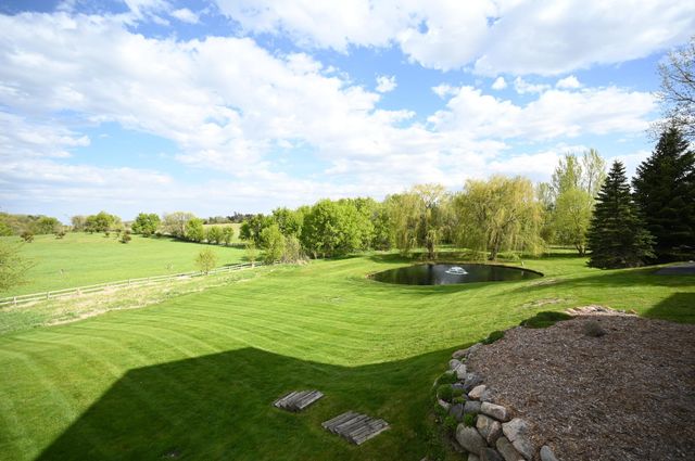 20247 Lake Ridge Drive, Prior Lake, MN 55372