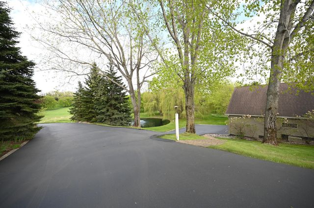 20247 Lake Ridge Drive, Prior Lake, MN 55372