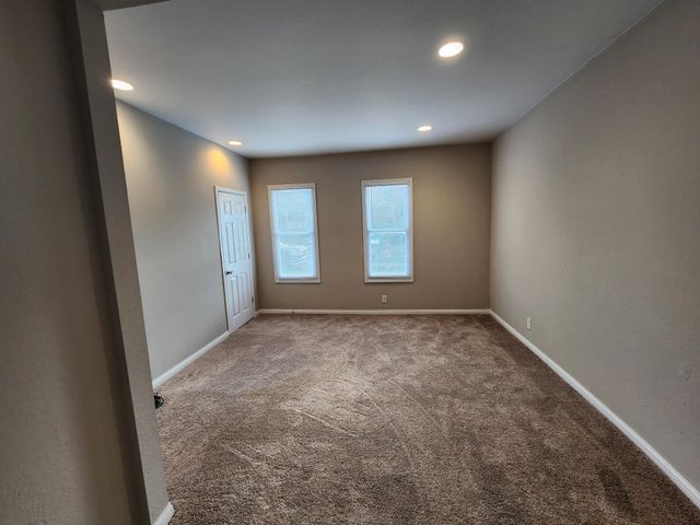 119 10th Avenue S, South Saint Paul, MN 55075