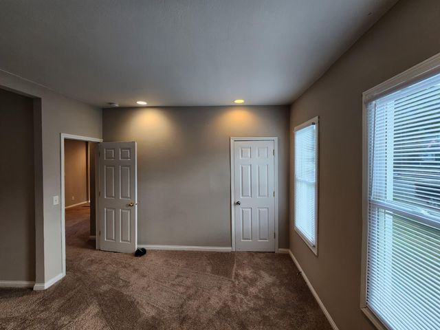 119 10th Avenue S, South Saint Paul, MN 55075