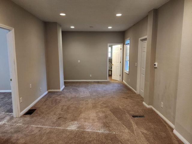 119 10th Avenue S, South Saint Paul, MN 55075