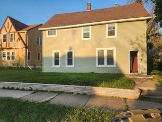 119 10th Avenue S, South Saint Paul, MN 55075