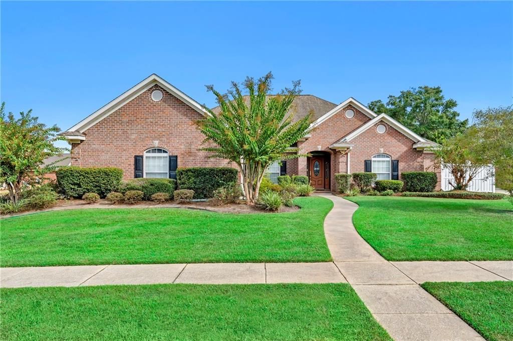 7160 Saybrook Boulevard, Mobile, AL 36619 — exterior