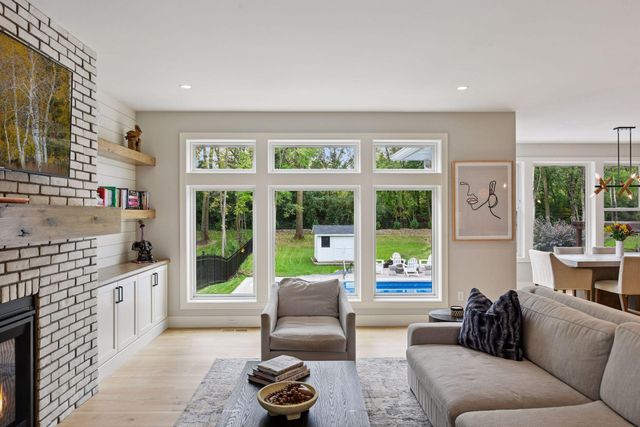 5195 Ranchview Lane N, Plymouth, MN 55446