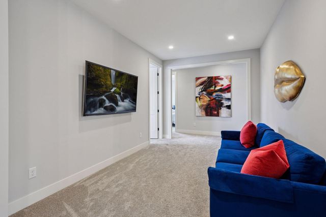 5195 Ranchview Lane N, Plymouth, MN 55446