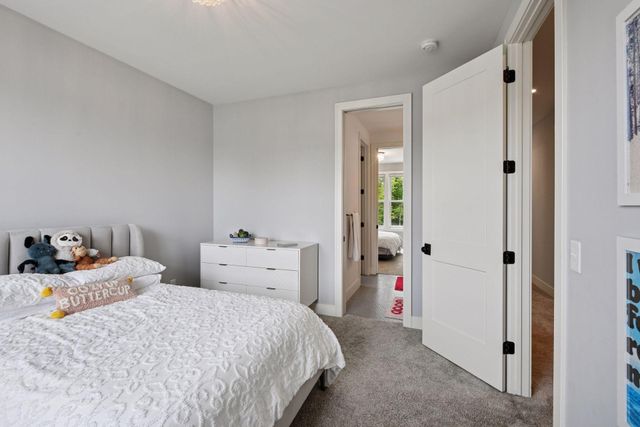 5195 Ranchview Lane N, Plymouth, MN 55446