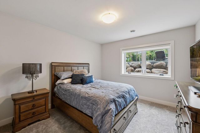 5195 Ranchview Lane N, Plymouth, MN 55446