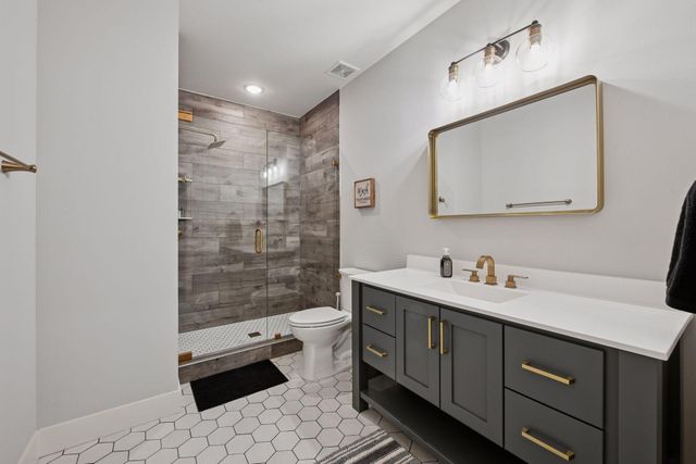 5195 Ranchview Lane N, Plymouth, MN 55446