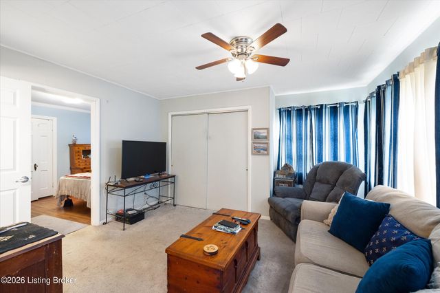 3944 Massie Ave, Louisville, KY 40207
