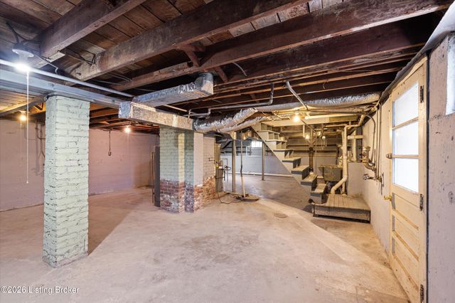 3944 Massie Ave, Louisville, KY 40207