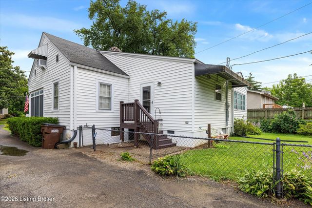 3944 Massie Ave, Louisville, KY 40207