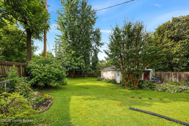 3944 Massie Ave, Louisville, KY 40207
