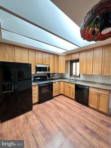 4567 25TH RD N, Arlington, VA 22207