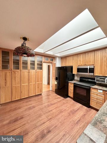 4567 25TH RD N, Arlington, VA 22207