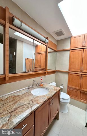 4567 25TH RD N, Arlington, VA 22207