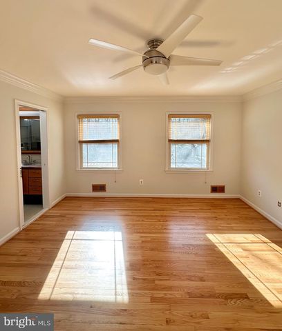 4567 25TH RD N, Arlington, VA 22207
