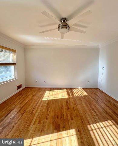4567 25TH RD N, Arlington, VA 22207