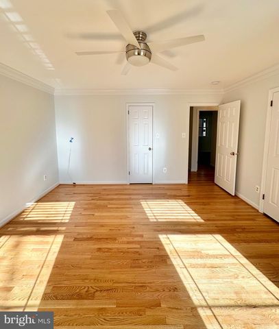 4567 25TH RD N, Arlington, VA 22207