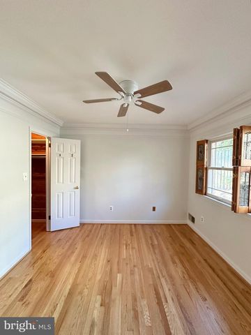 4567 25TH RD N, Arlington, VA 22207