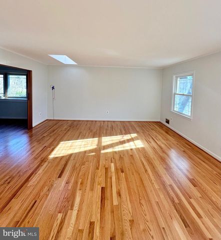 4567 25TH RD N, Arlington, VA 22207