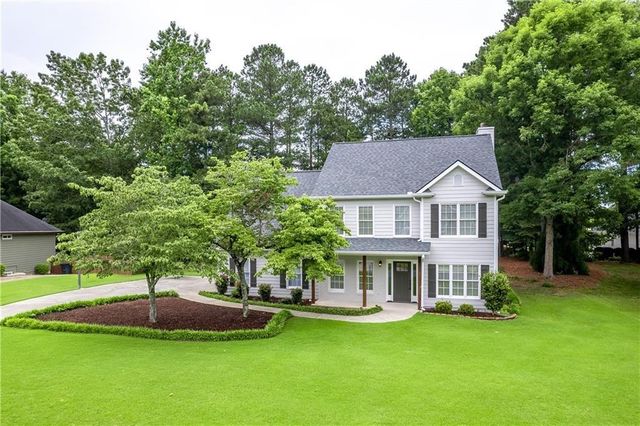 2232 Woodbriar Drive, Buford, GA 30518