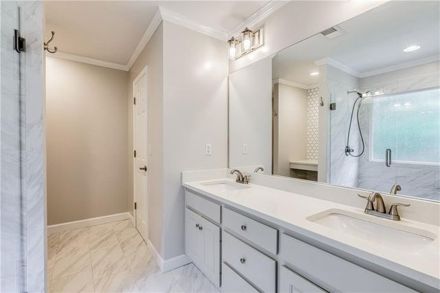 2232 Woodbriar Drive, Buford, GA 30518