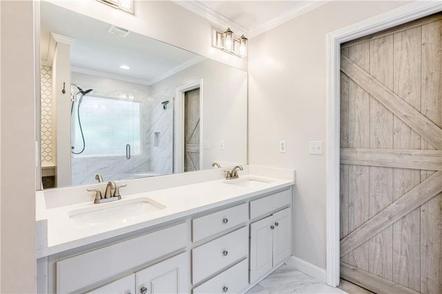 2232 Woodbriar Drive, Buford, GA 30518