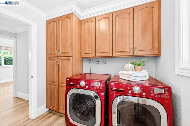 2140 Tanager Ct, Pleasanton, CA 94566