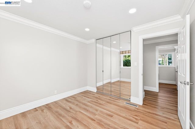 2140 Tanager Ct, Pleasanton, CA 94566