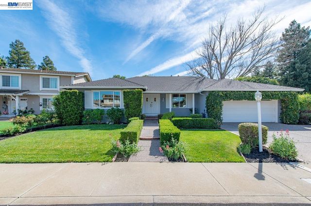 2140 Tanager Ct, Pleasanton, CA 94566