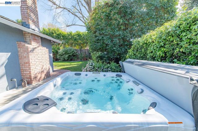 2140 Tanager Ct, Pleasanton, CA 94566