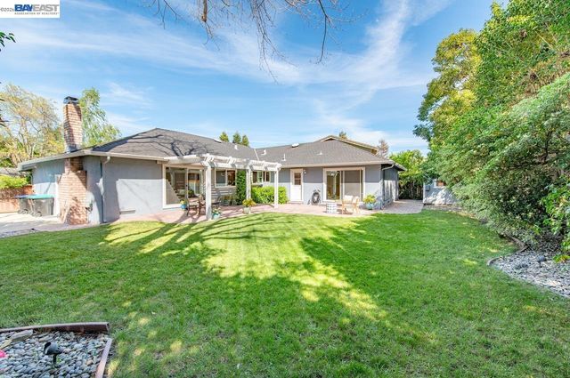 2140 Tanager Ct, Pleasanton, CA 94566