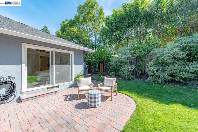 2140 Tanager Ct, Pleasanton, CA 94566