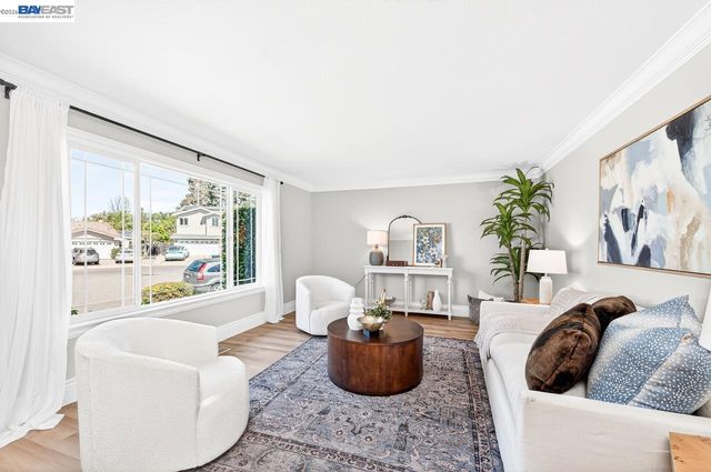 2140 Tanager Ct, Pleasanton, CA 94566