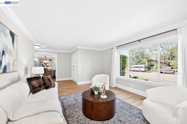 2140 Tanager Ct, Pleasanton, CA 94566