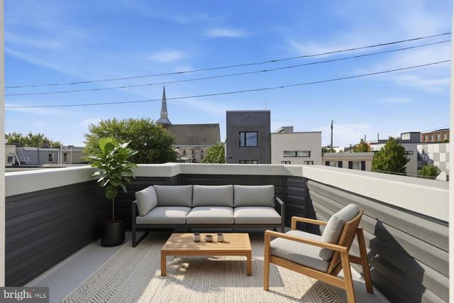 2511 SEPVIVA ST, Philadelphia, PA 19125