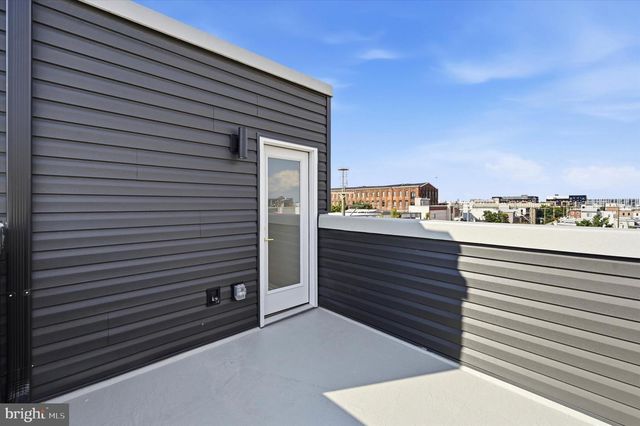 2511 SEPVIVA ST, Philadelphia, PA 19125