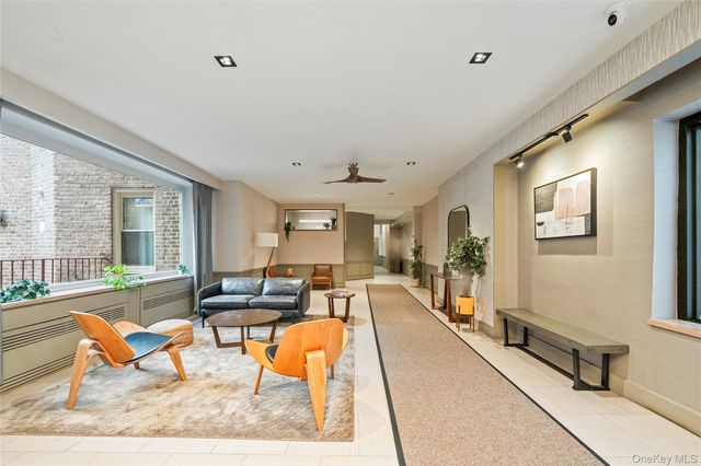 67-25 Clyde Street 3M, Forest Hills, NY 11375