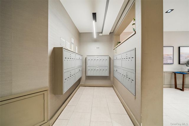 67-25 Clyde Street 3M, Forest Hills, NY 11375