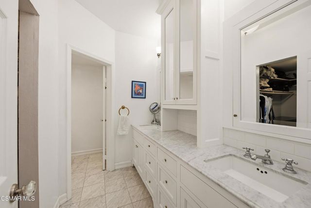 1133 9th Street 102, Santa Monica, CA 90403