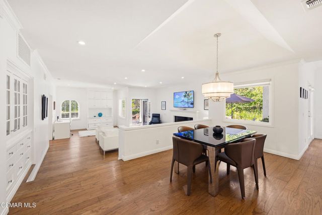 1133 9th Street 102, Santa Monica, CA 90403