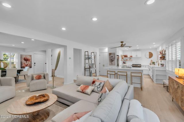 1202 Glendale Parkway, Spring Lake, NJ 07762
